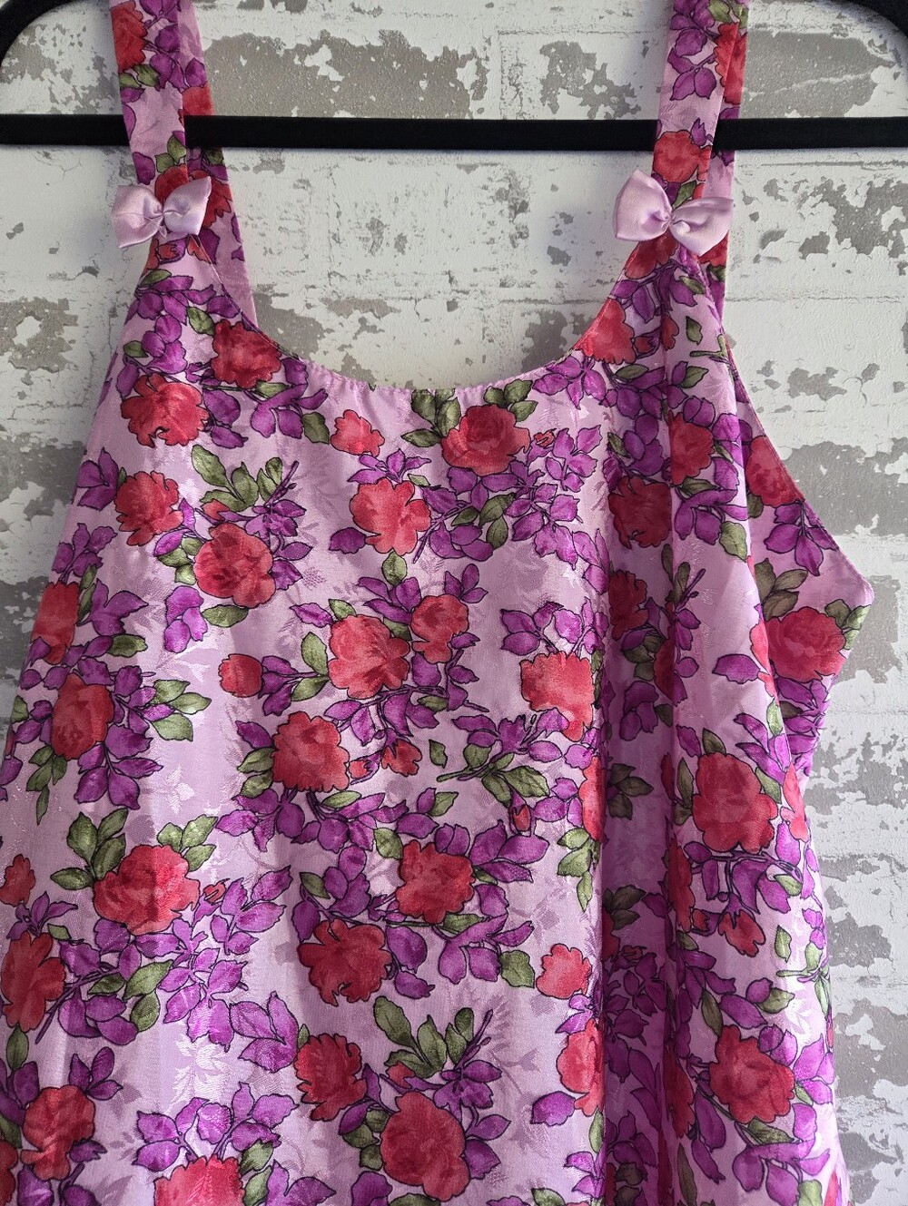 Vanity Fair Vintage 3-Piece Set Floral Satin Robe Nightgown & Padded Hanger M - Picture 3 of 9